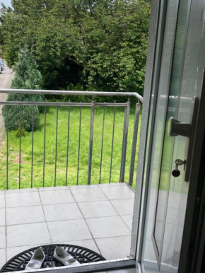 Toll Apartment mit privatem Eingang free Parking Slbst Check-in NETFLIX 30 Zone ruhig